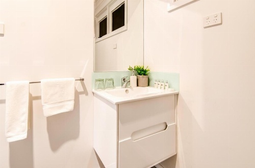 Hideaway on George image 14