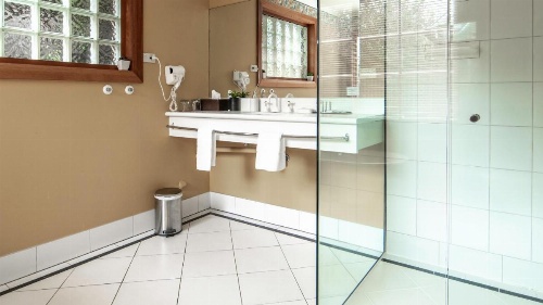 Hideaway on George image 25