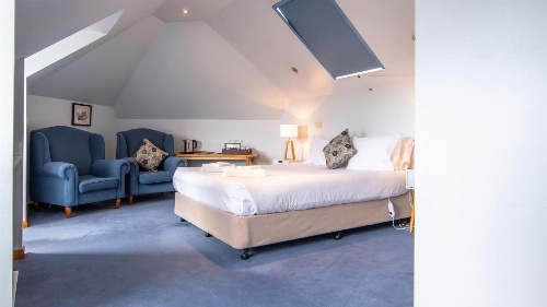 Hideaway on George image 4